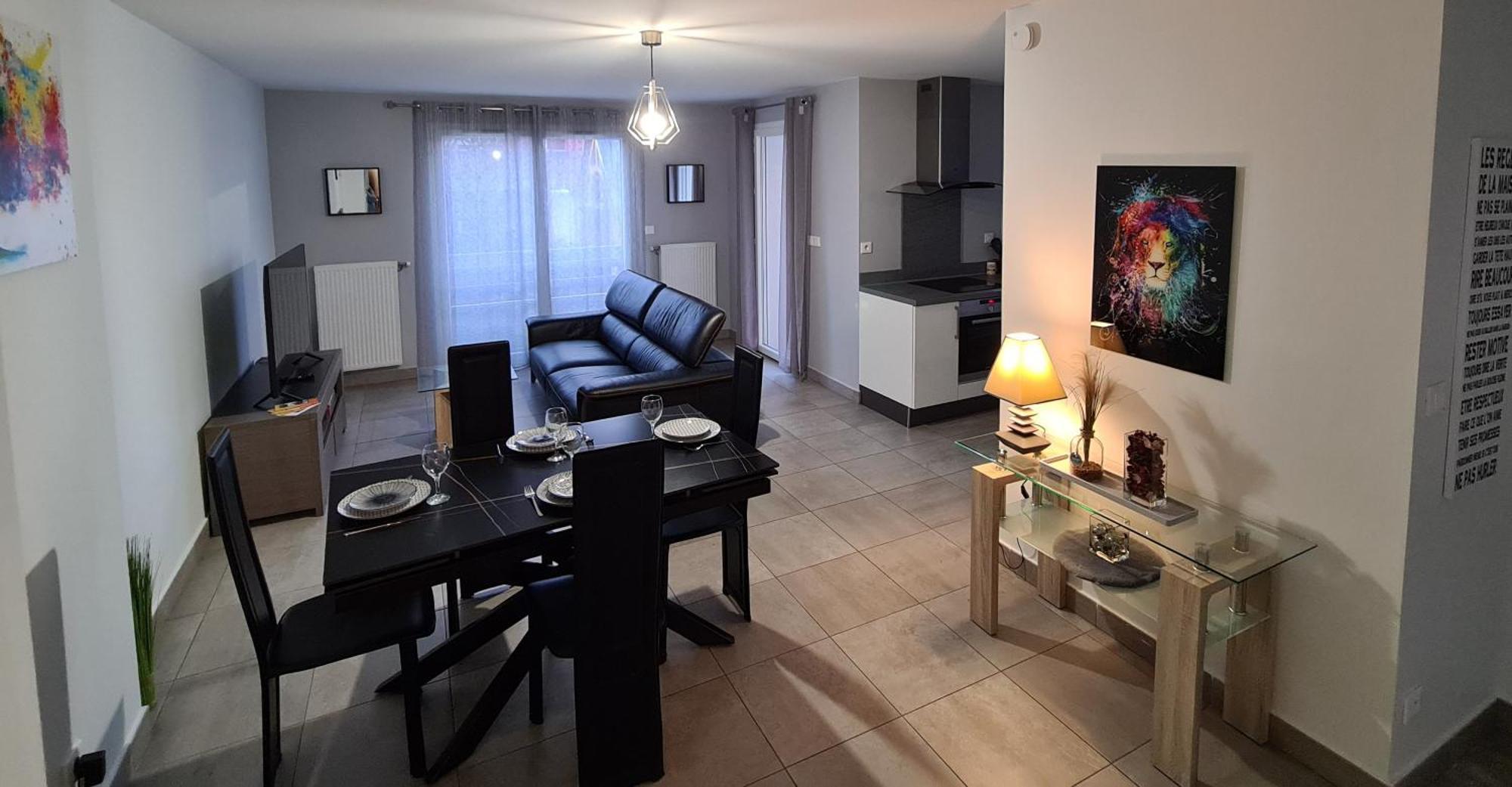 Appartement De Standing Au Centre De